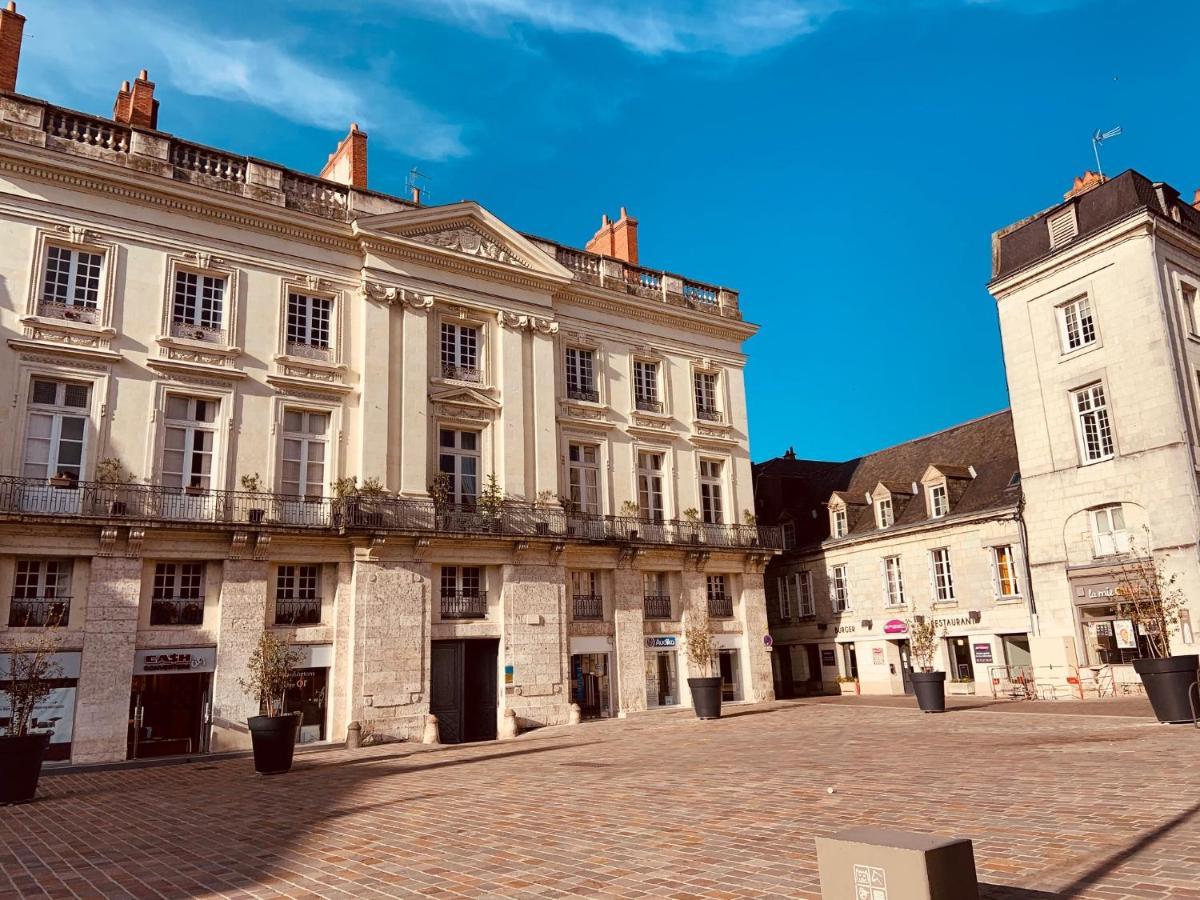 Club Napoleon Saumur Exterior photo